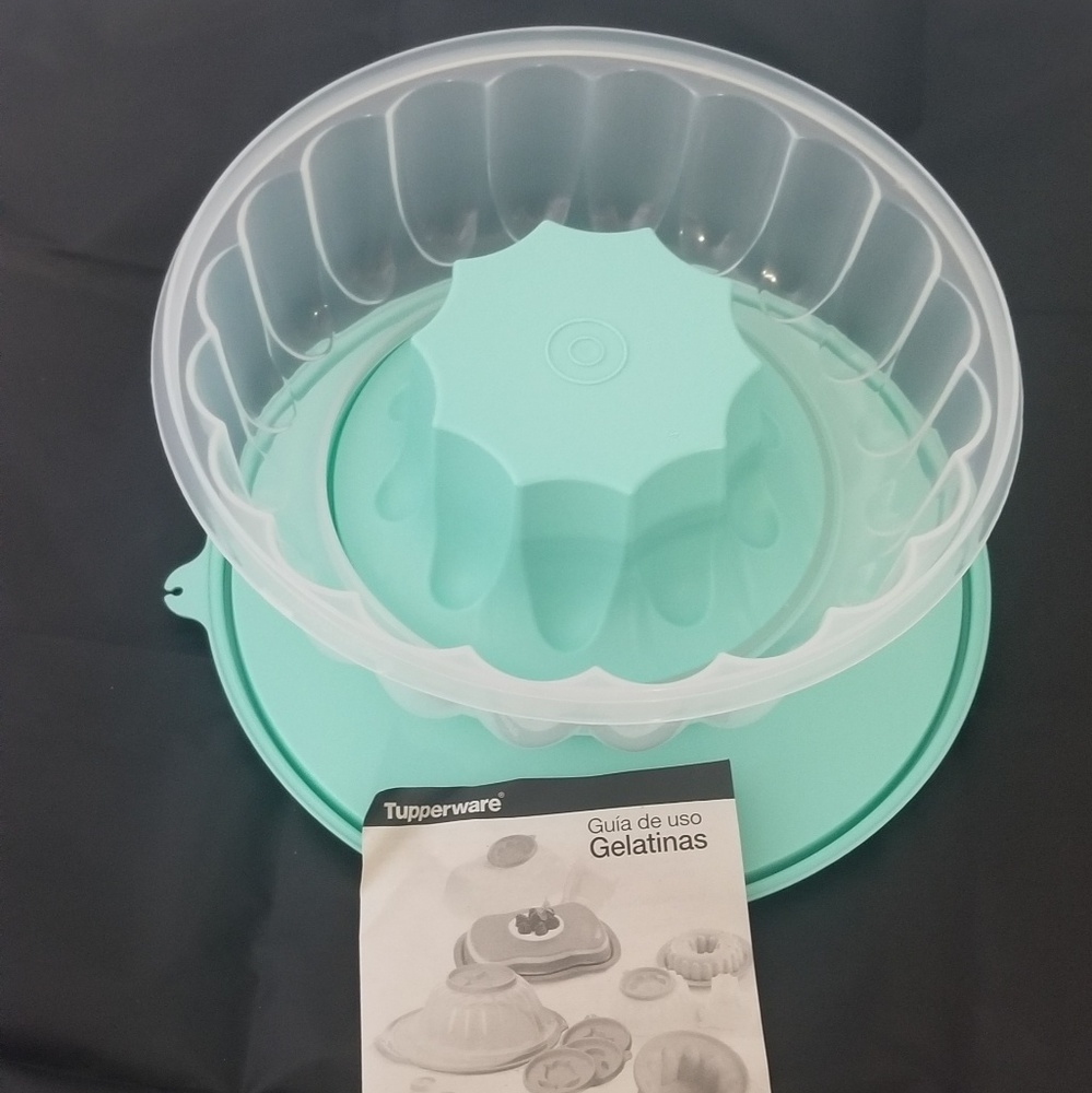 Tupperware Gelatin bowl